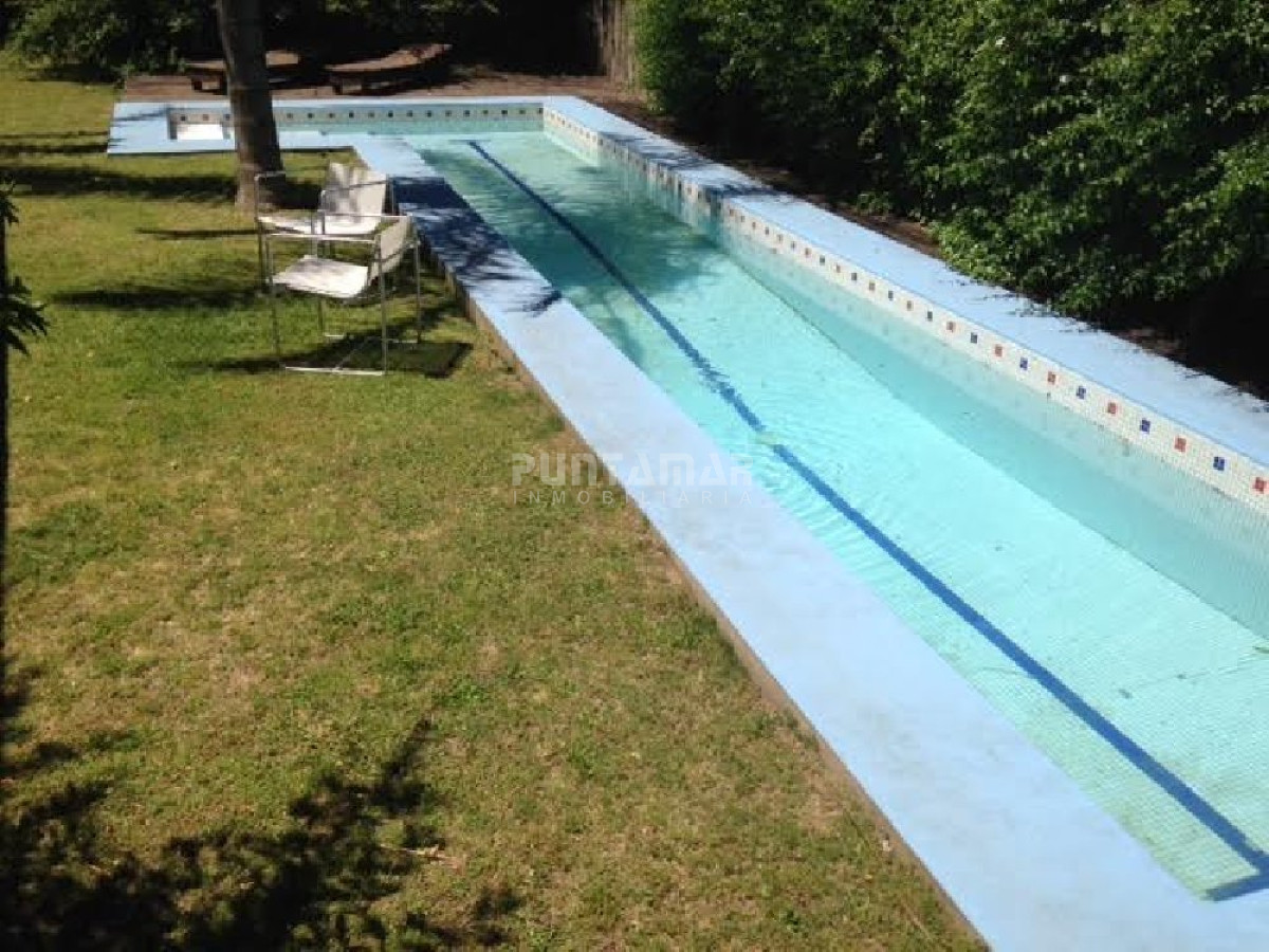 Casa ID.211117 - HERMOSA CASA DE 3 DORMITORIOS EN MONTOYA CON PISCINA Y A METROS DE LA PLAYA