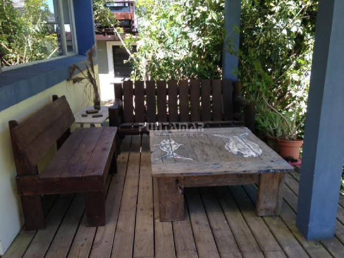 Casa ID.211117 - HERMOSA CASA DE 3 DORMITORIOS EN MONTOYA CON PISCINA Y A METROS DE LA PLAYA