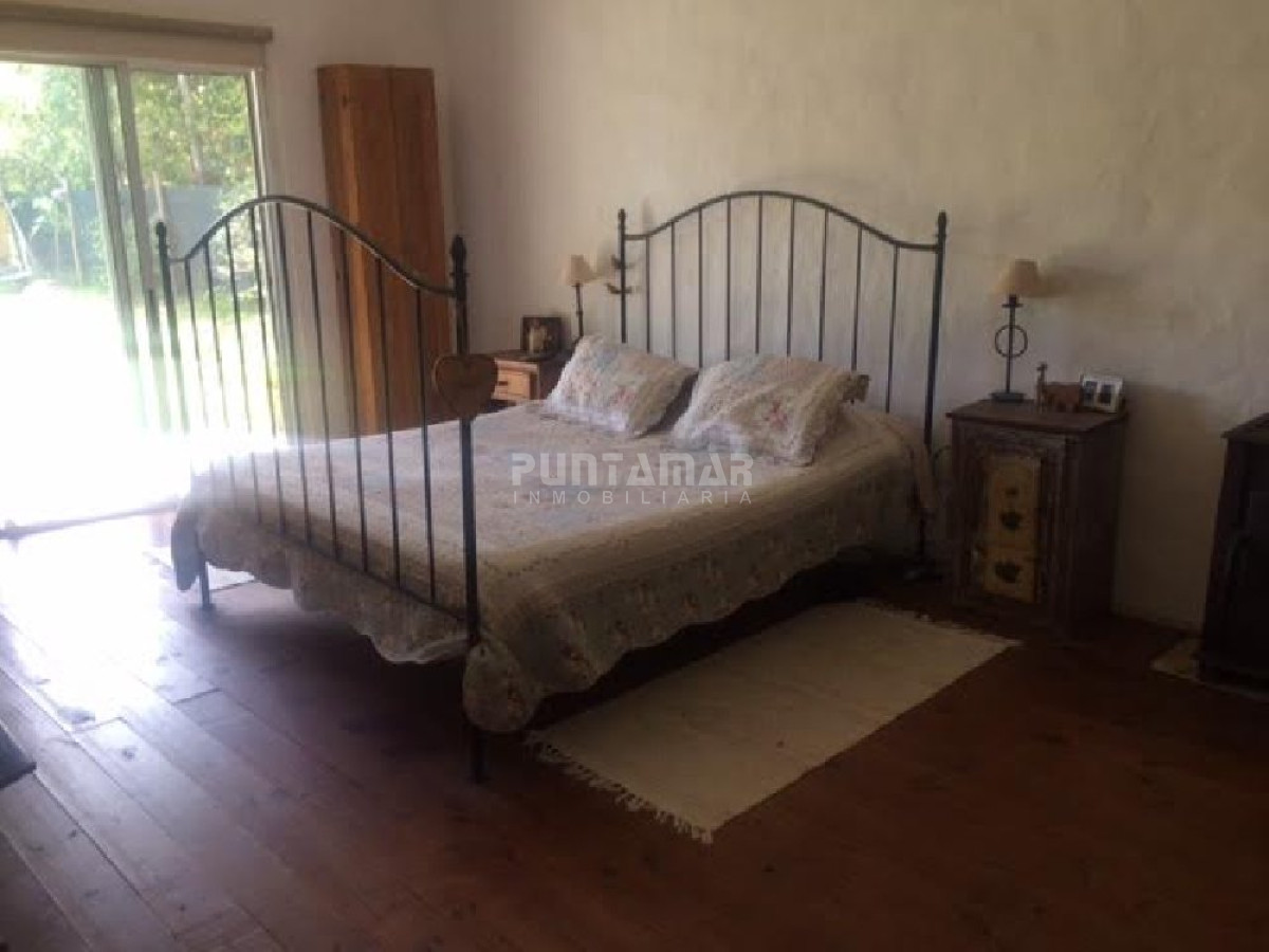 Casa ID.211139 - Casa en La Barra en venta, El Tesoro
