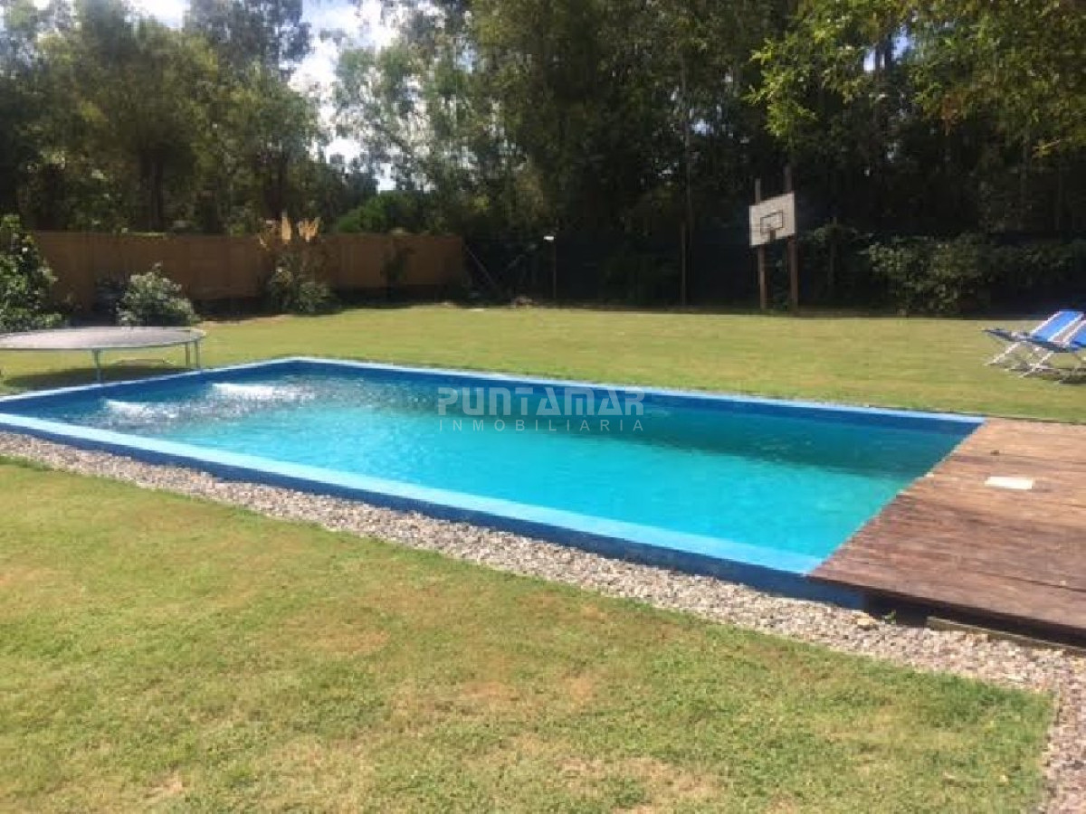 Casa ID.211139 - Casa en La Barra en venta, El Tesoro