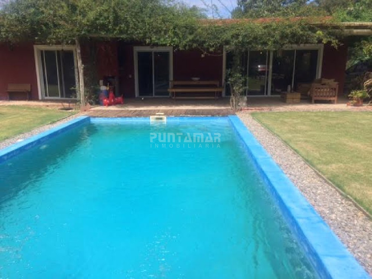Casa ID.211139 - Casa en La Barra en venta, El Tesoro
