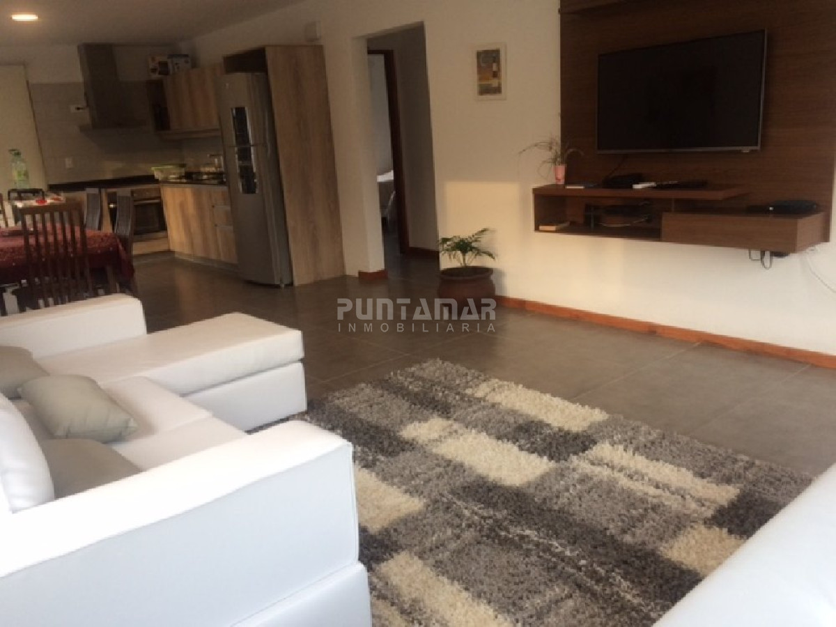 Casa ID.211151 - Casa en Balneario Buenos Aires, 2 dormitorios *