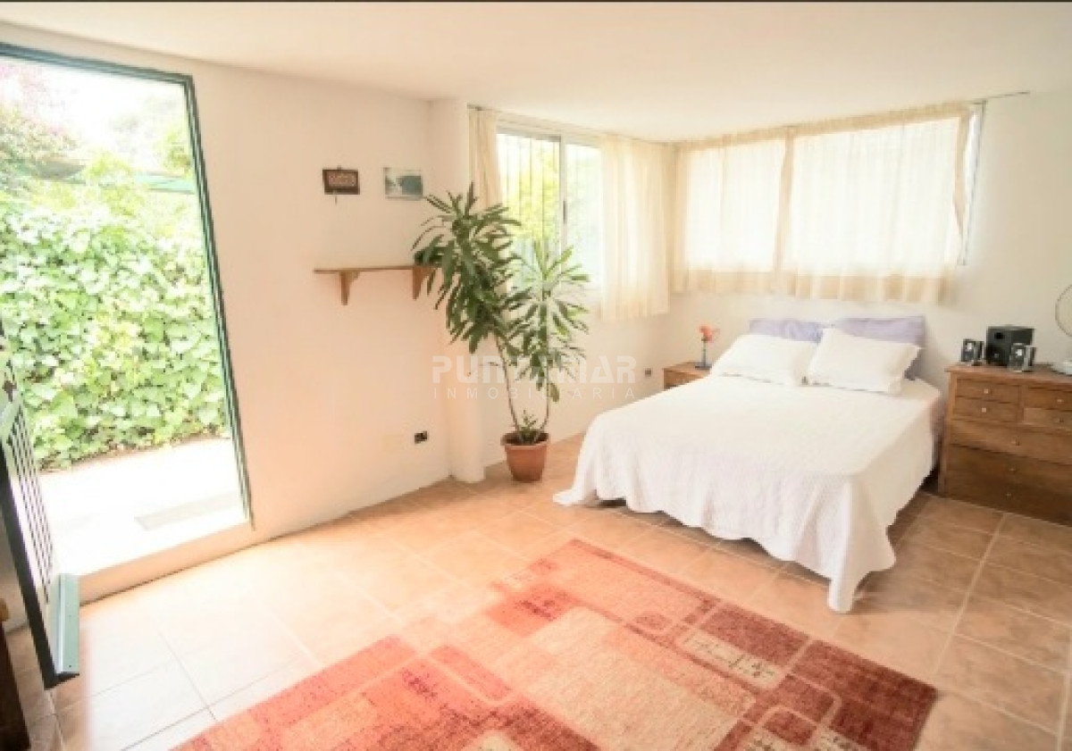 Casa ID.210337 - CASA DE 2 PLANTAS CON 4 DORMITORIOS EN LA MANSA