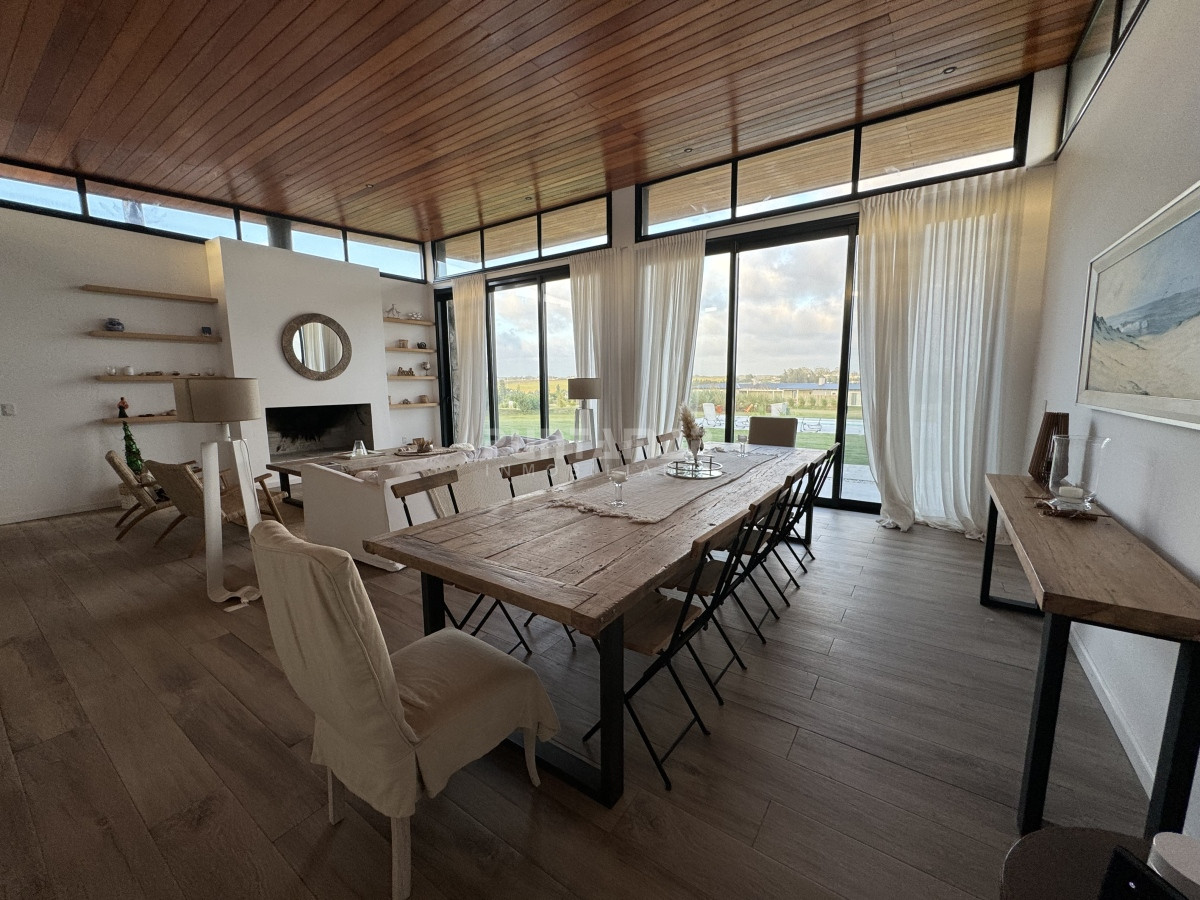 Casa ID.212882 - Casa en venta y alquiler en Pueblo Mio