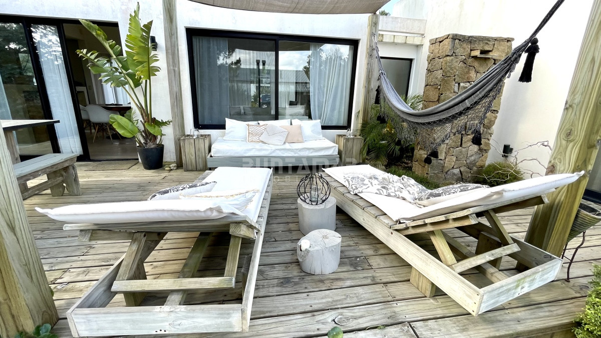 Casa ID.213215 - HERMOSA CASA 2 DORMITORIOS EN LA BARRA A METROS DE MEDIALUNAS CALENTITAS