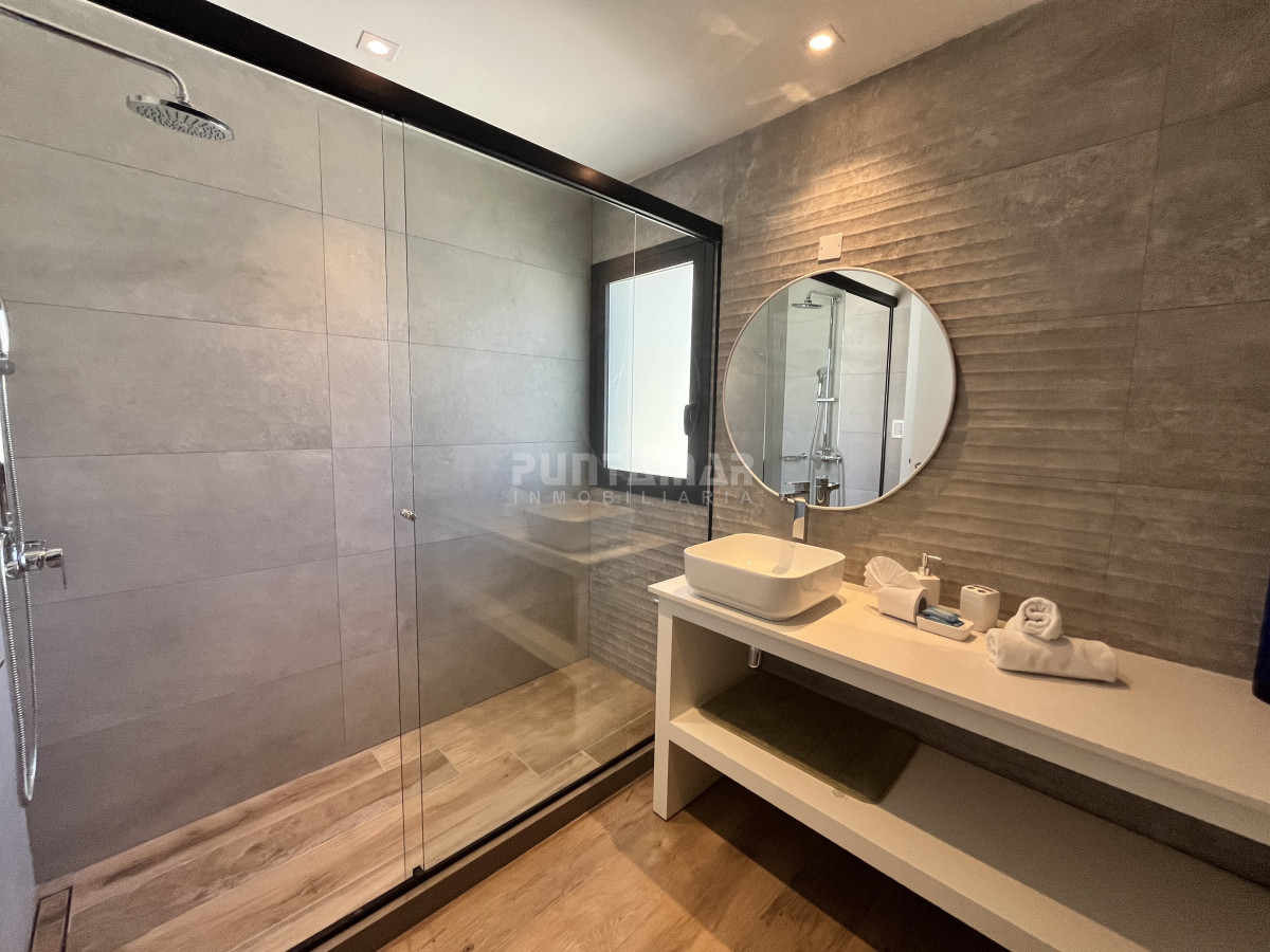 Casa ID.213451 - HERMOSA CASA DE 4 DORMIS Y 4 BAÑOS CON PISCINA PRIVADA EN SOLANAS COUNTRY