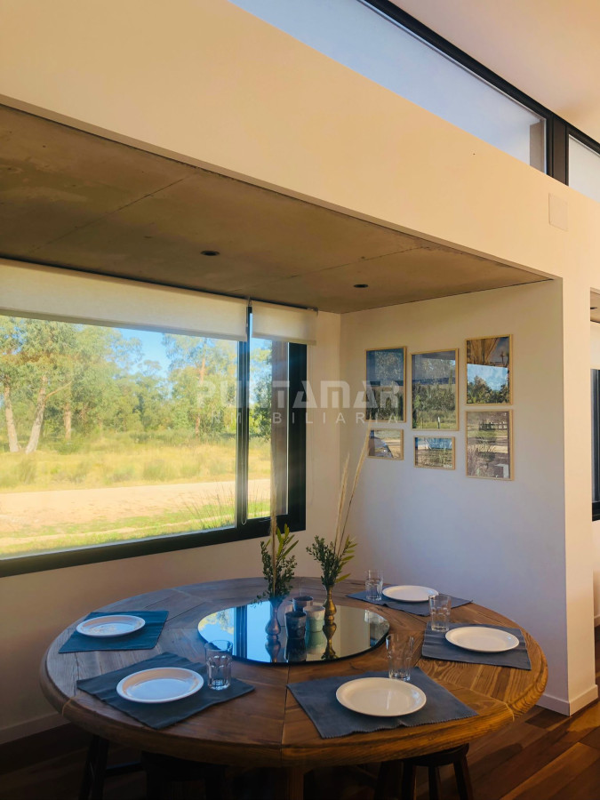 Casa ID.212843 - MODERNA CASA DE 3 DORMITORIOS EN ALQUILER EN BARRIO CERRADO POLO DEL ESTE