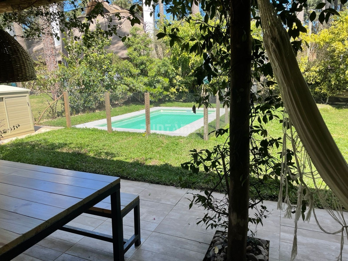 Casa ID.213368 - Casa en venta en Parque Burnett