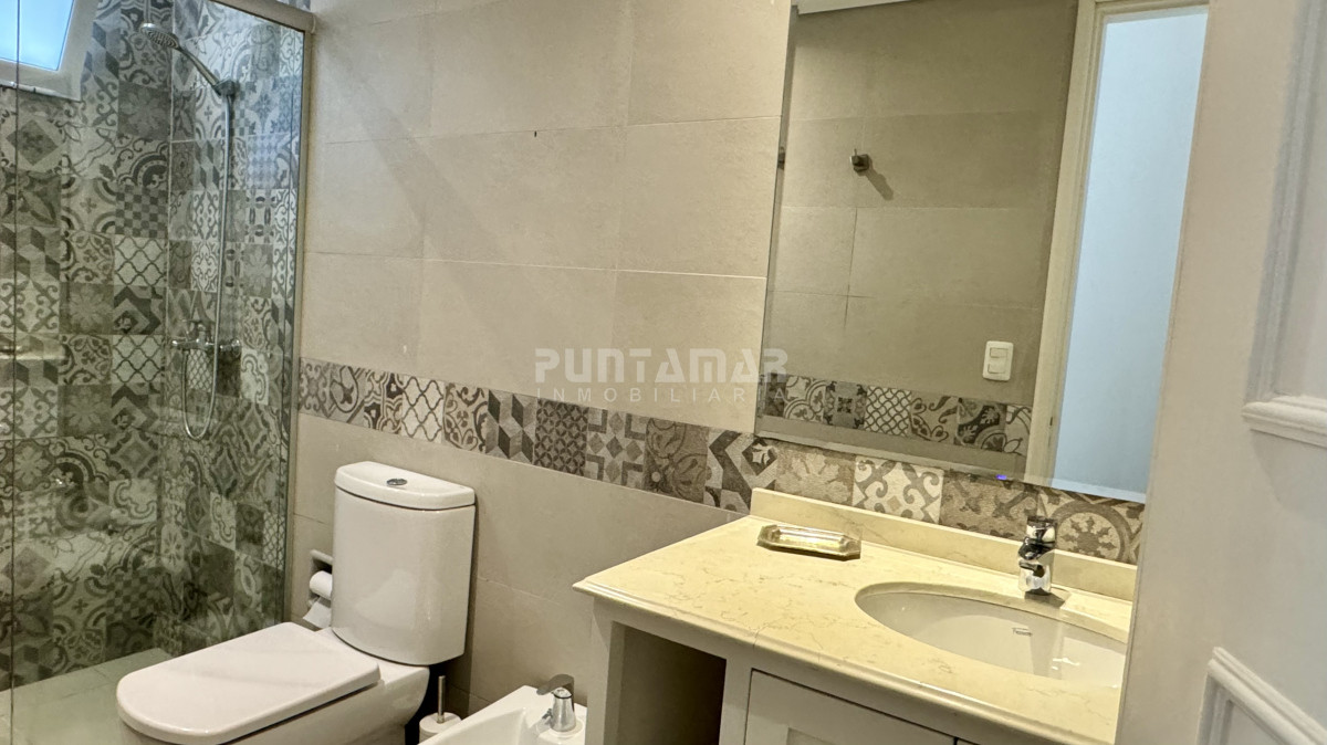 Casa ID.213497 - ESPECTACULAR CASA DE 4 DORMITORIOS EN SUITE EN BARRIO PRIVADO DE PUNTA DEL ESTE