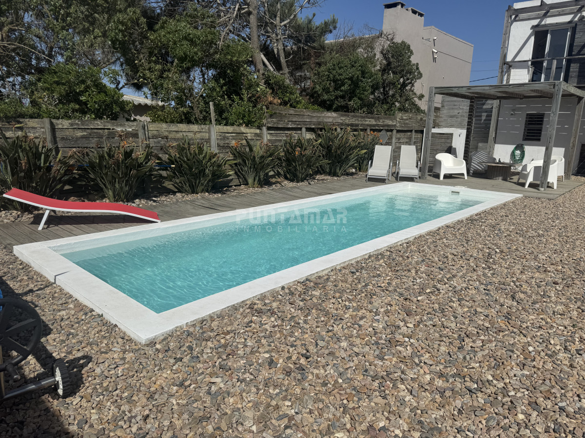 Casa ID.210971 - Casa en alquiler Balneario Bueno Aires frente al mar y piscina climatizada