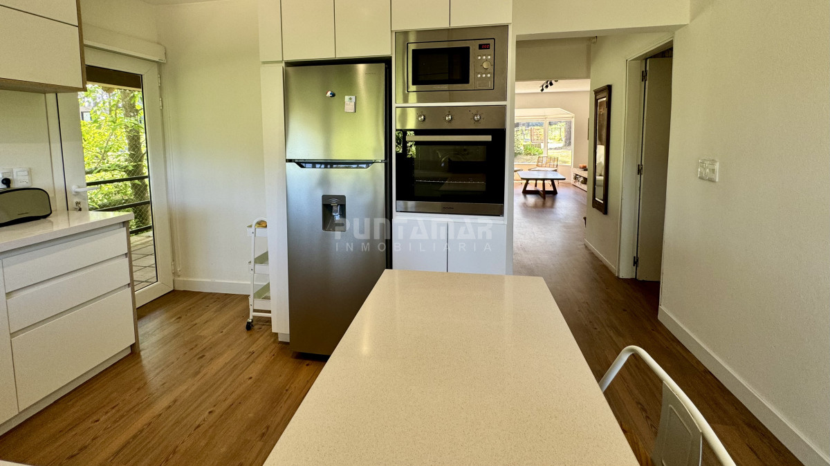 Casa ID.210909 - MUY LINDA CASA EN MONTOYA DE 3 DORMITORIOS Y CASA DE HUESPEDES INDEPENDIENTE 