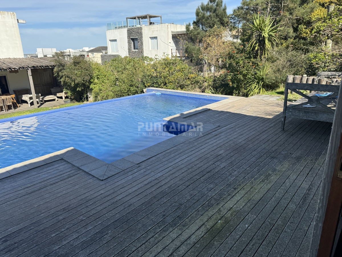 Casa ID.210864 - ESPECTACULAR CASA EN MONTOYA DE 3DORMITORIOS Y PISCINA 