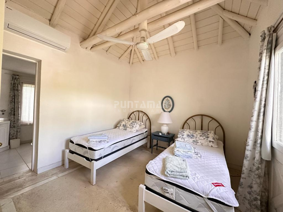 Casa ID.213173 - ALQUILER MUY LINDA CASA DE 4 DORMITORIOS EN MANANTIALES