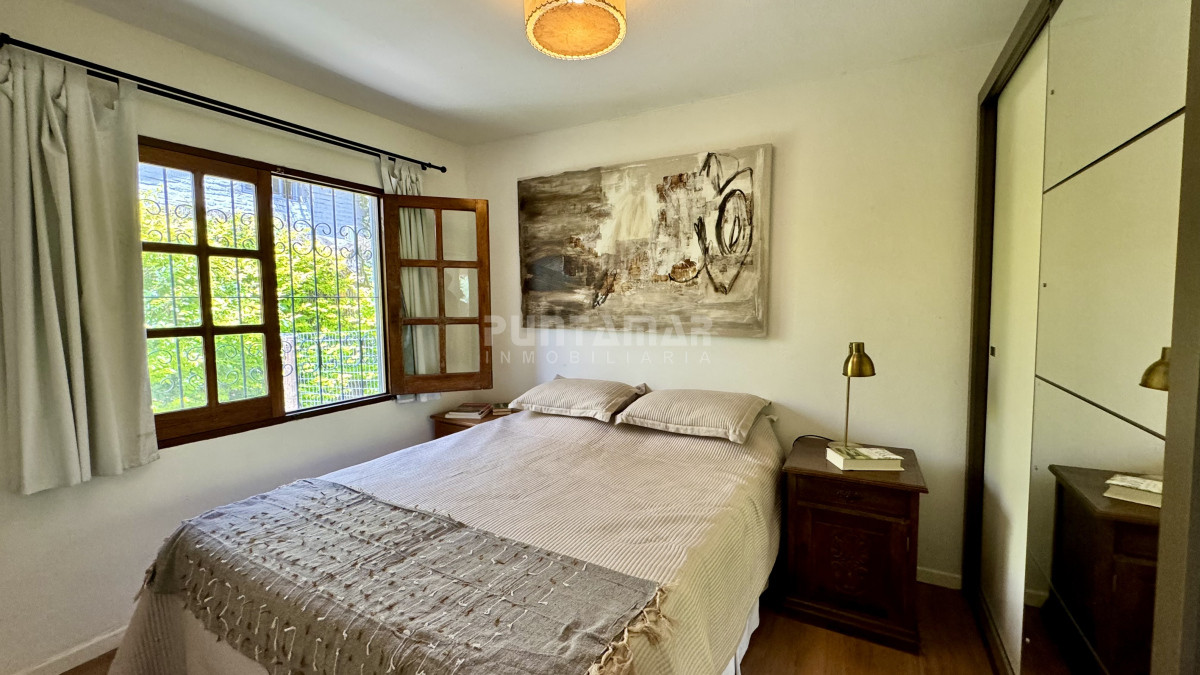 Casa ID.210909 - MUY LINDA CASA EN MONTOYA DE 3 DORMITORIOS Y CASA DE HUESPEDES INDEPENDIENTE 