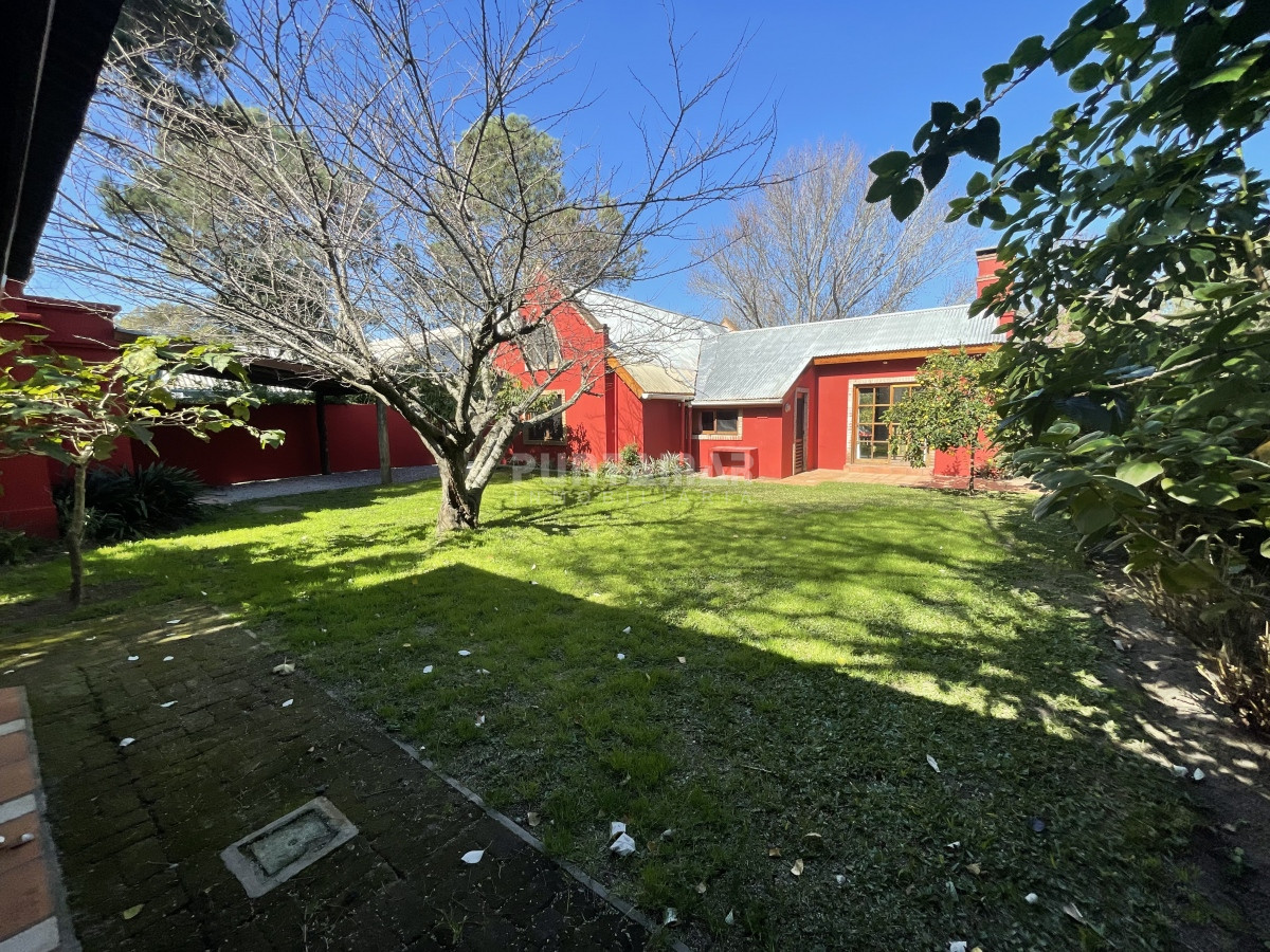 Casa ID.210731 - ALQUILER ANUAL CASA LA BARRA EXCELENTE UBICACION 
