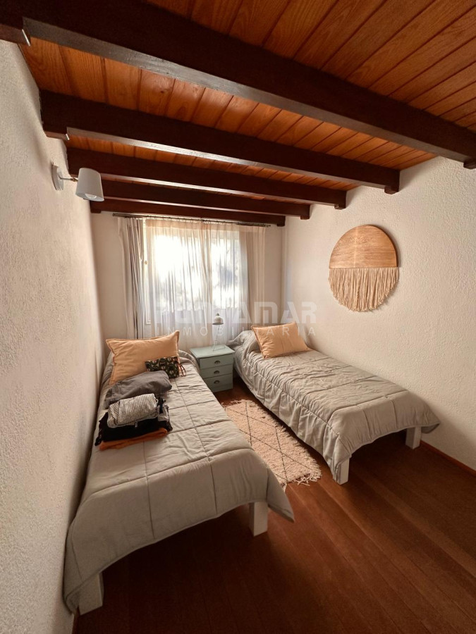 Casa ID.213439 - HERMOSA CASA RECICLADA DE 2 DORMITORIOS EN EL CHORRO 