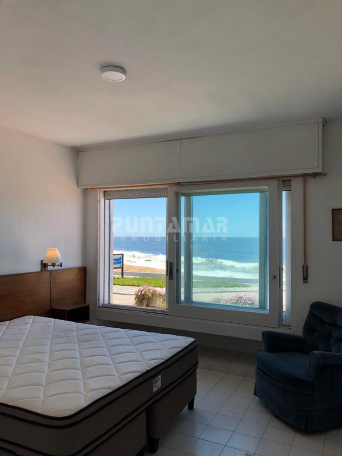 Casa ID.213178 - ALQUILER ESPECTACULAR CASA DE 4 DORMITORIOS FRENTE AL MAR