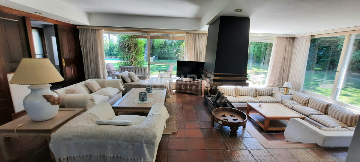 Casa ID.213576 - IMPORTANTE CASA DE 2 PLANTAS EN LA MANSA