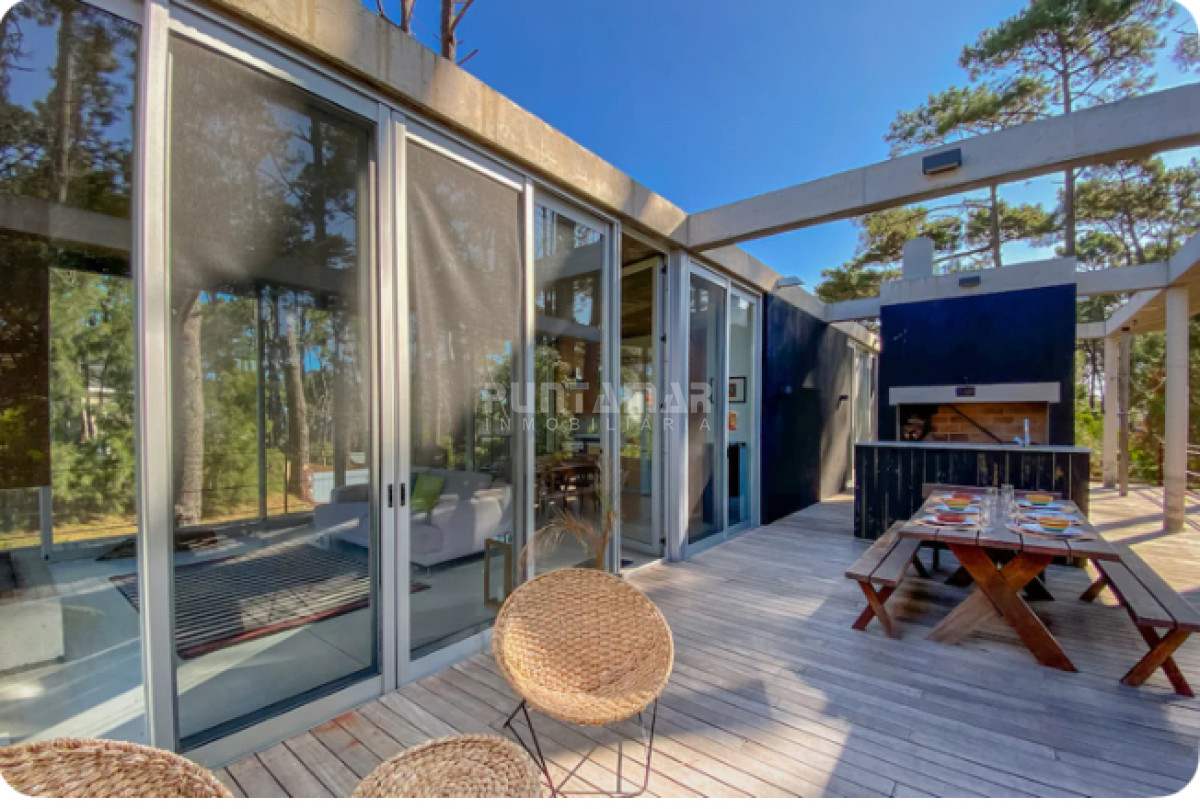 Casa ID.213486 - Casa moderna en alquiler en Montoya