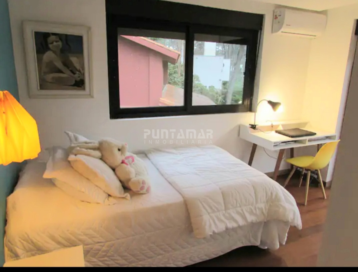 Casa ID.212479 - MUY LINDA CASA DE 2 PLANTAS EN SAN RAFAEL DE 4 DORMITORIOS CON PISCINA