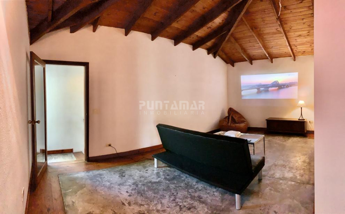 Casa ID.212016 - HERMOSA CASA DE 2 PLANTAS EN PARADA 9 DE LA MANSA