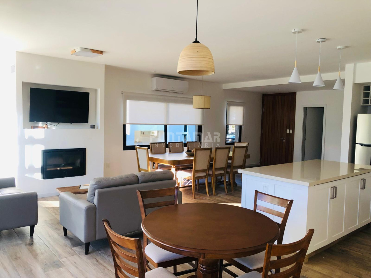 Casa ID.213451 - HERMOSA CASA DE 4 DORMIS Y 4 BAÑOS CON PISCINA PRIVADA EN SOLANAS COUNTRY