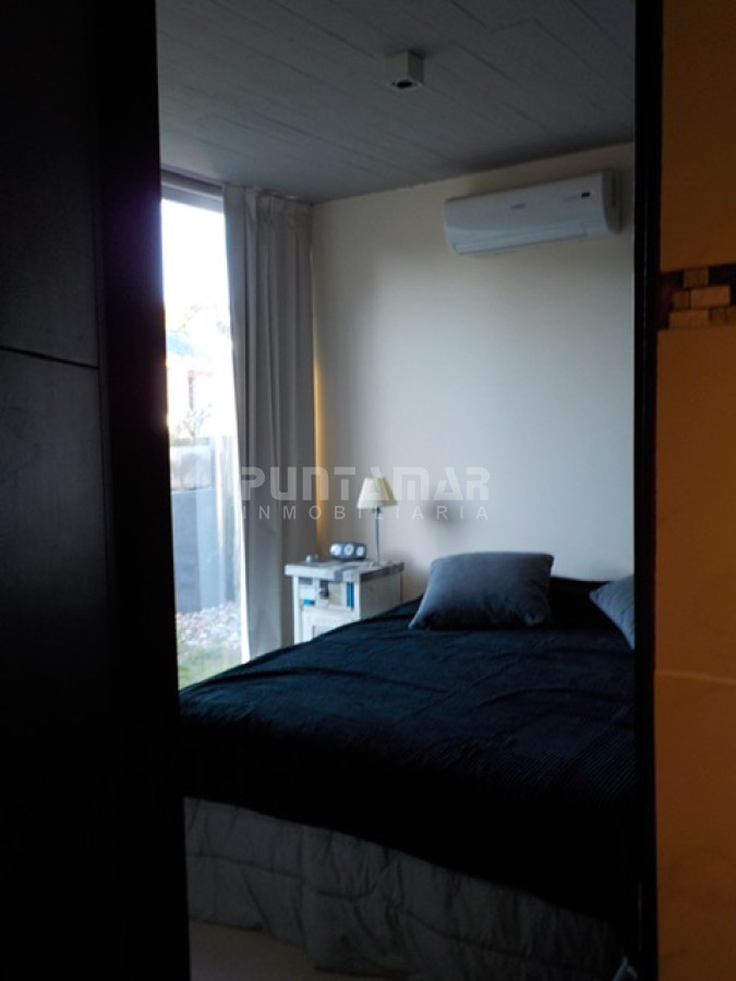 Casa ID.211105 - MODERNA CASA DE 4 DORMITORIOS EN EL CORAZON DE MANANTIALES 