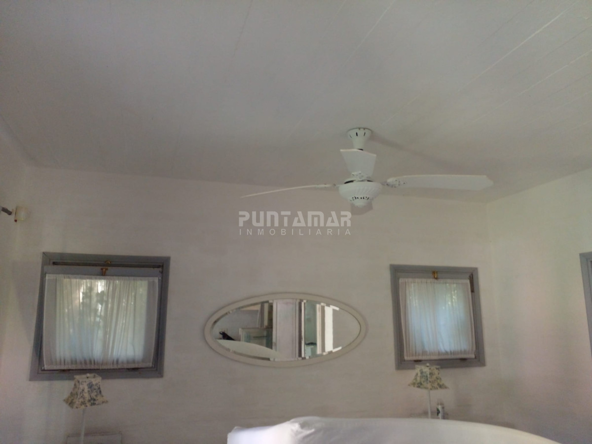 Casa ID.212386 - CHALET EN ALQUILER TEMPORADA EN ZONA DE LA BARRA A 3 CUADRAS DE LA AVENIDA PRINCIPAL Y 5 CUADRAS DE LA PLAYA 