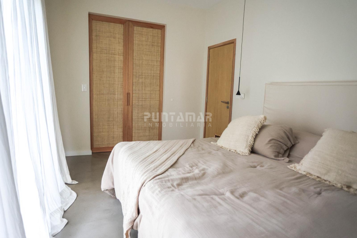 Casa ID.213543 - ALQUILER HERMOSA CASA A ESTRENAR A METROS DEL ARROYO EN LA BARRA