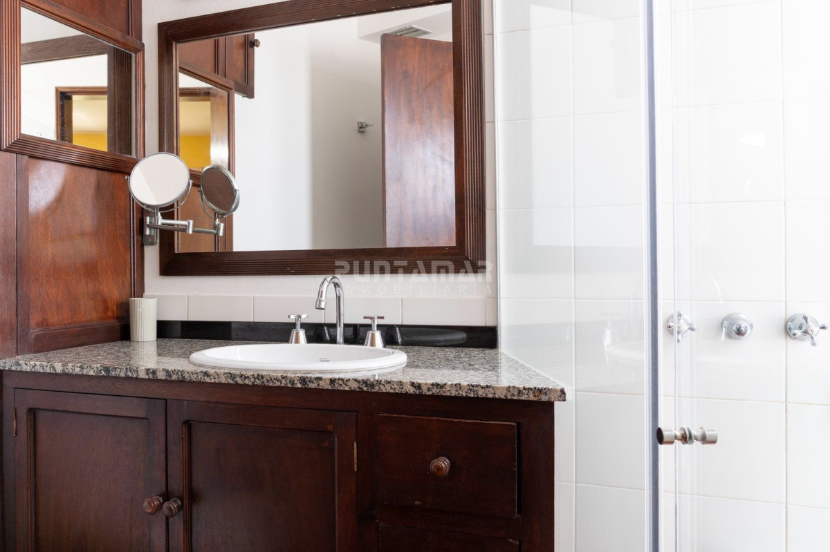 Casa ID.212570 - CASA EN LA JUANITA DE 4 DORMITORIOS A MINUTIOS DE JOSE IGNACIO