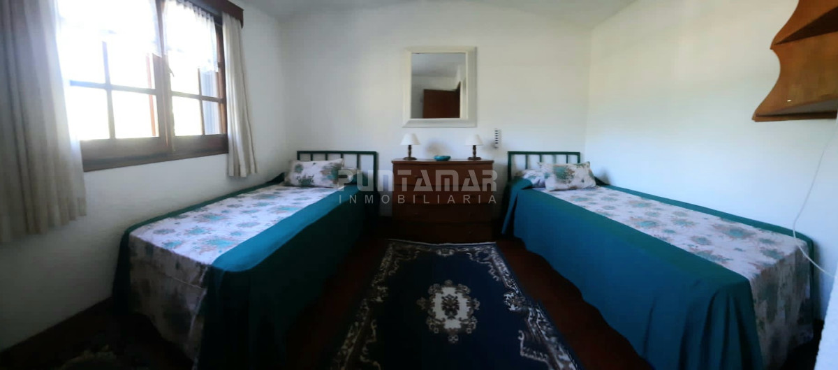 Casa ID.212863 - MUY LINDA CASA EN LA BARRA CON TERRAZA Y PARRILLERO