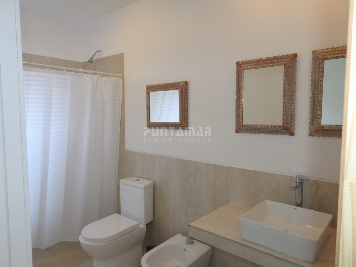 Casa ID.211900 - Casa en alquiler barrio cerrado Pueblo Mio