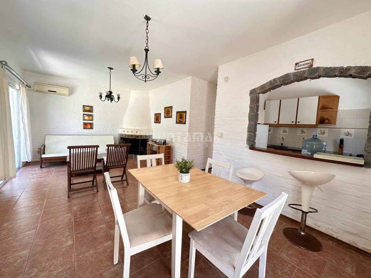 Casa ID.210240 - ALQUILER ANUAL EN LA BARRA 3 DORMITORIOS
