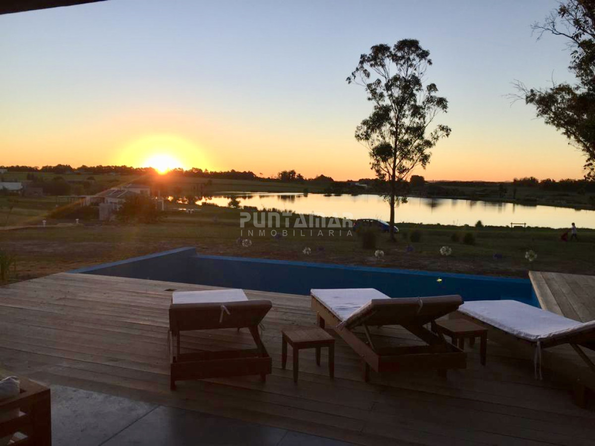 Casa ID.211804 - Casa en alquiler en Pueblo Mio