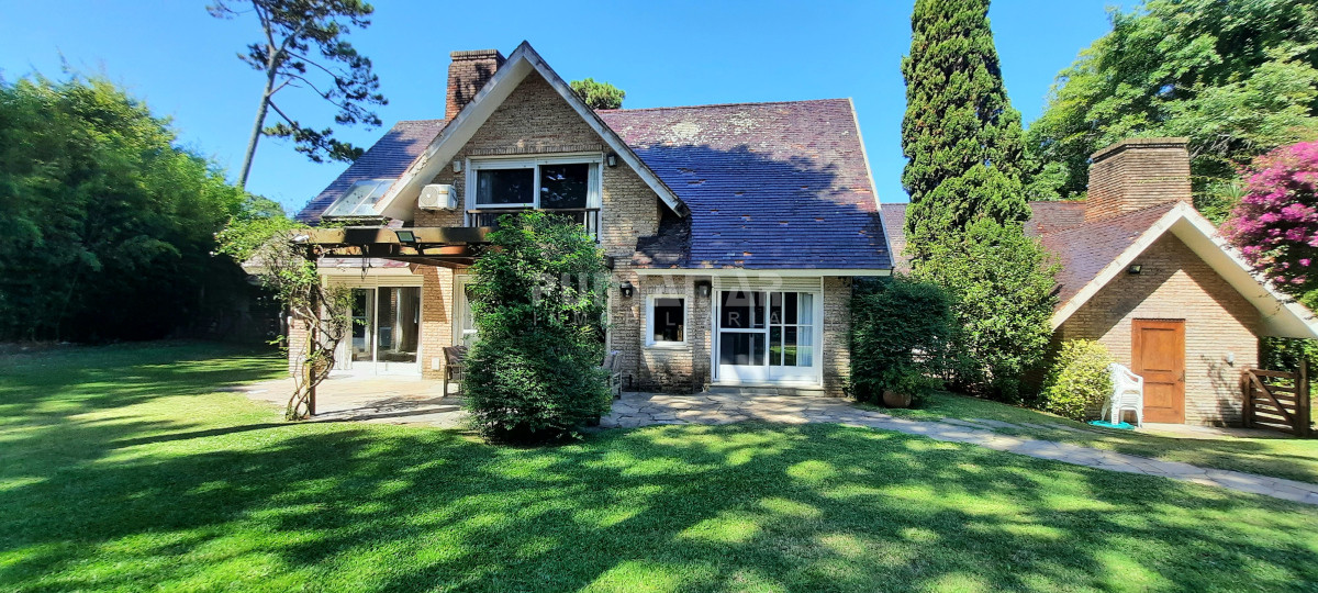 Casa ID.213576 - IMPORTANTE CASA DE 2 PLANTAS EN LA MANSA