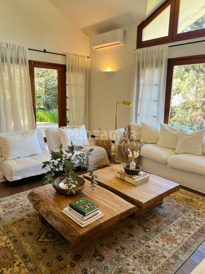 Casa ID.212432 - ALQUILER  CASA DE 3 DORMITORIOS EN SUITE EN SAN RAFAEL CON PISCINA