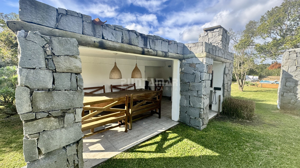 Casa ID.213056 - Casa en alquiler Pueblo San Vicente 