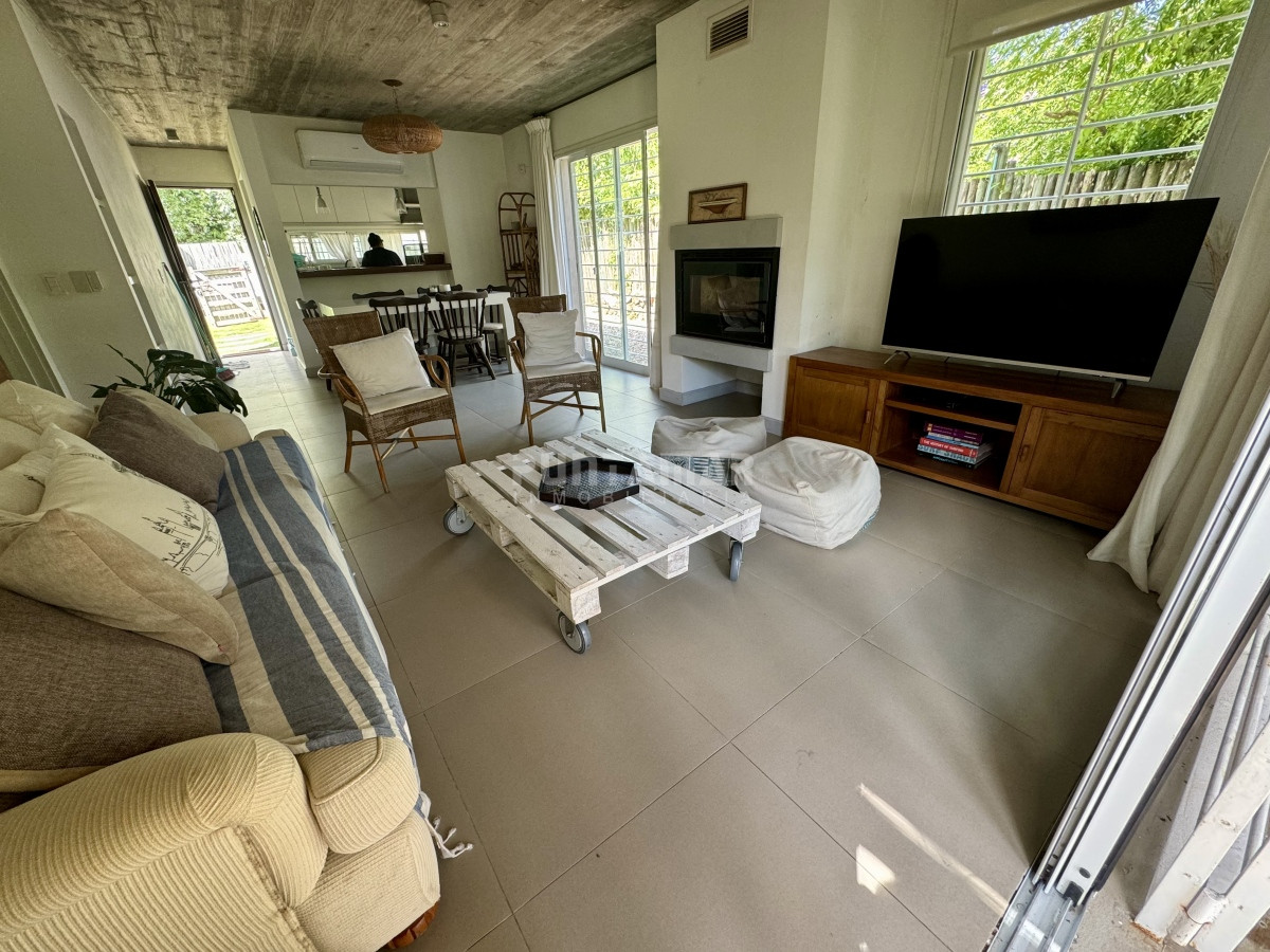 Casa ID.211133 - Casa en alquiler la Barra, centro, moderna