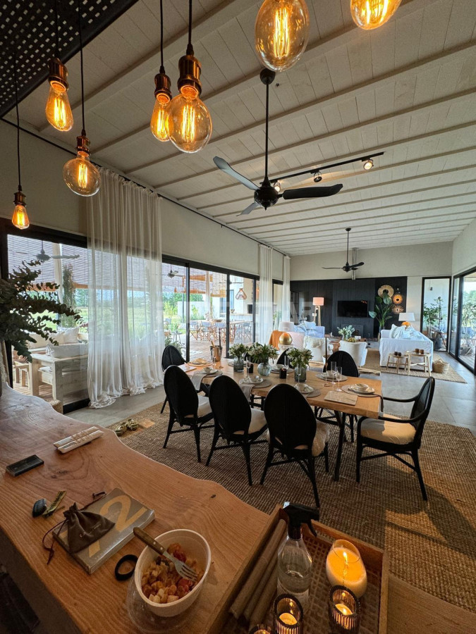 Casa ID.213803 - ALQUILER HERMOSA CASA DE 4 DORMITORIOS EN BARRIO PRIVADO EL QUIJOTE 