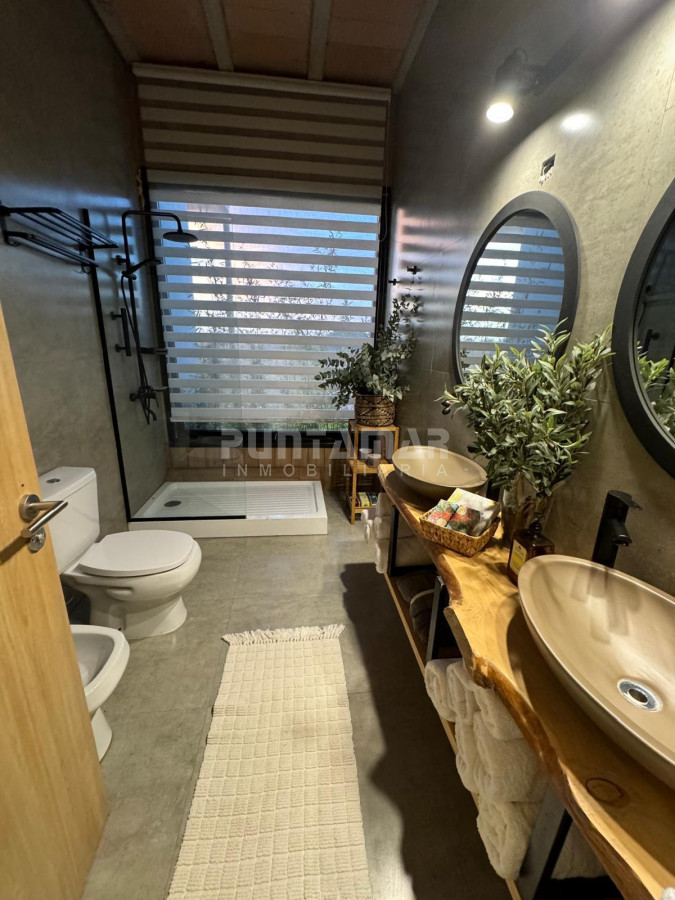 Casa ID.213803 - ALQUILER HERMOSA CASA DE 4 DORMITORIOS EN BARRIO PRIVADO EL QUIJOTE 