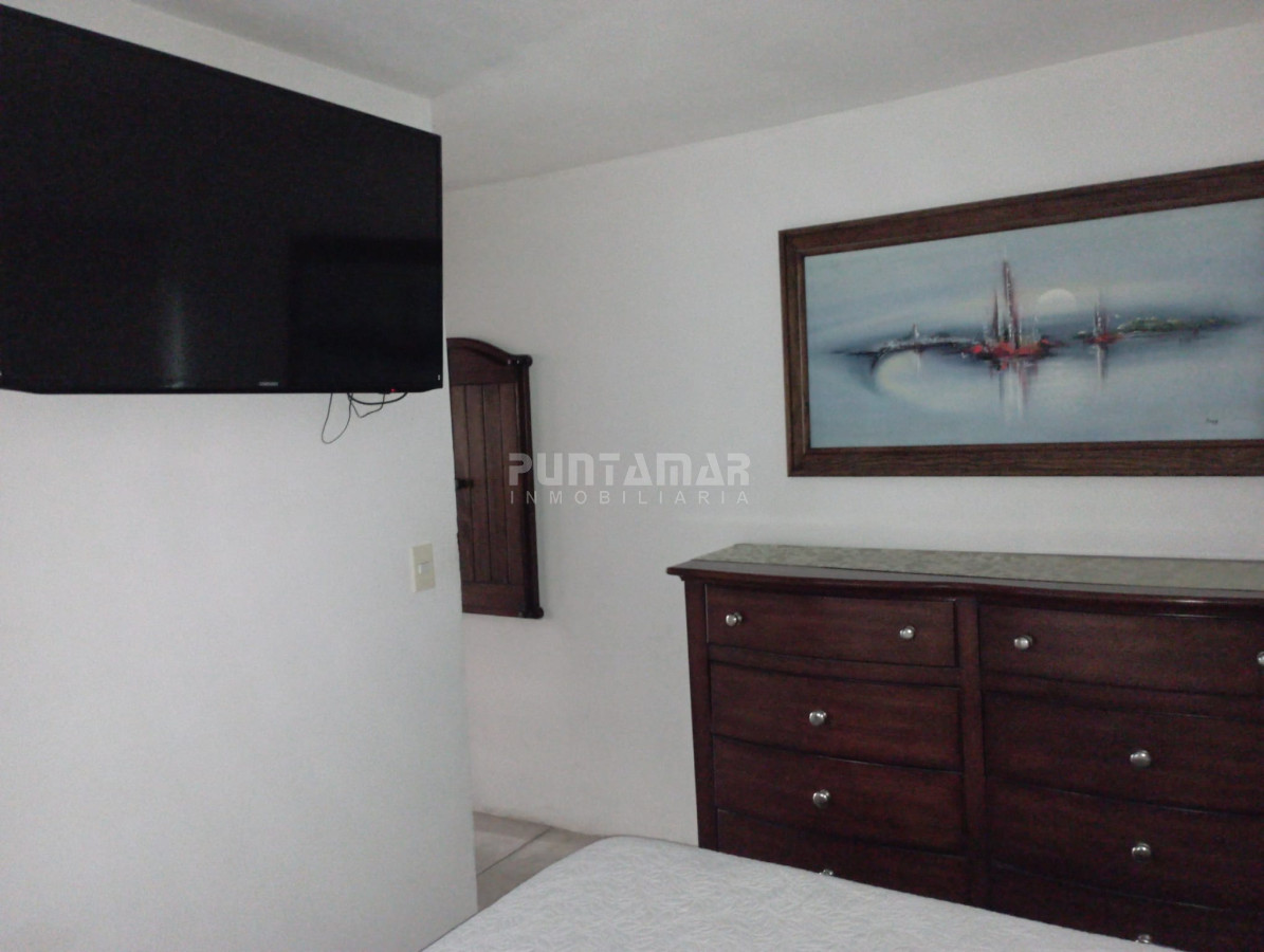 Casa ID.210984 - CASA EN ALQUILER 3 DORMITORIOS EN LA BARRA 