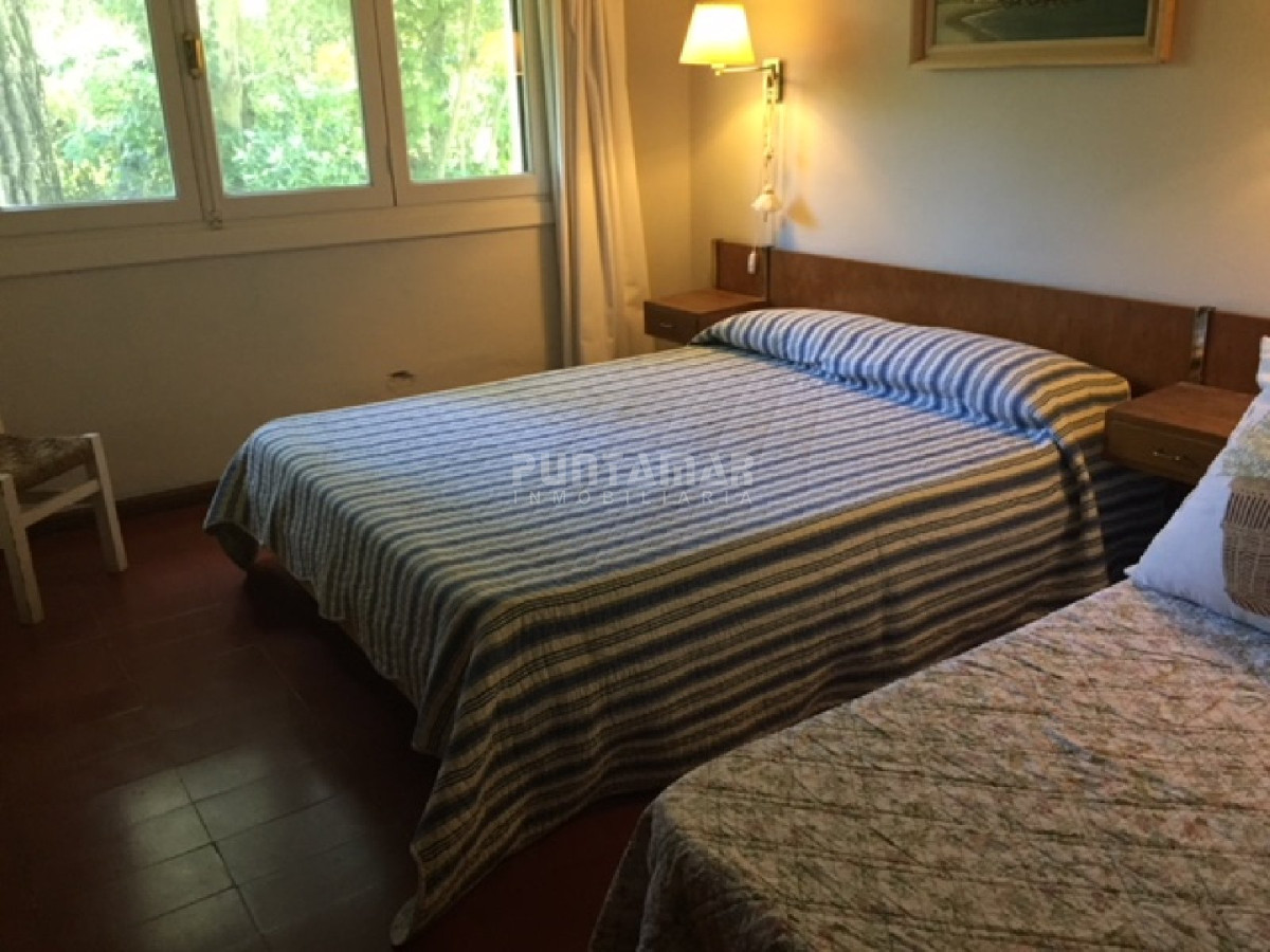 Casa ID.211724 - VENTA DE CASA EN SAN RAFAEL  6 DORMITORIOS 