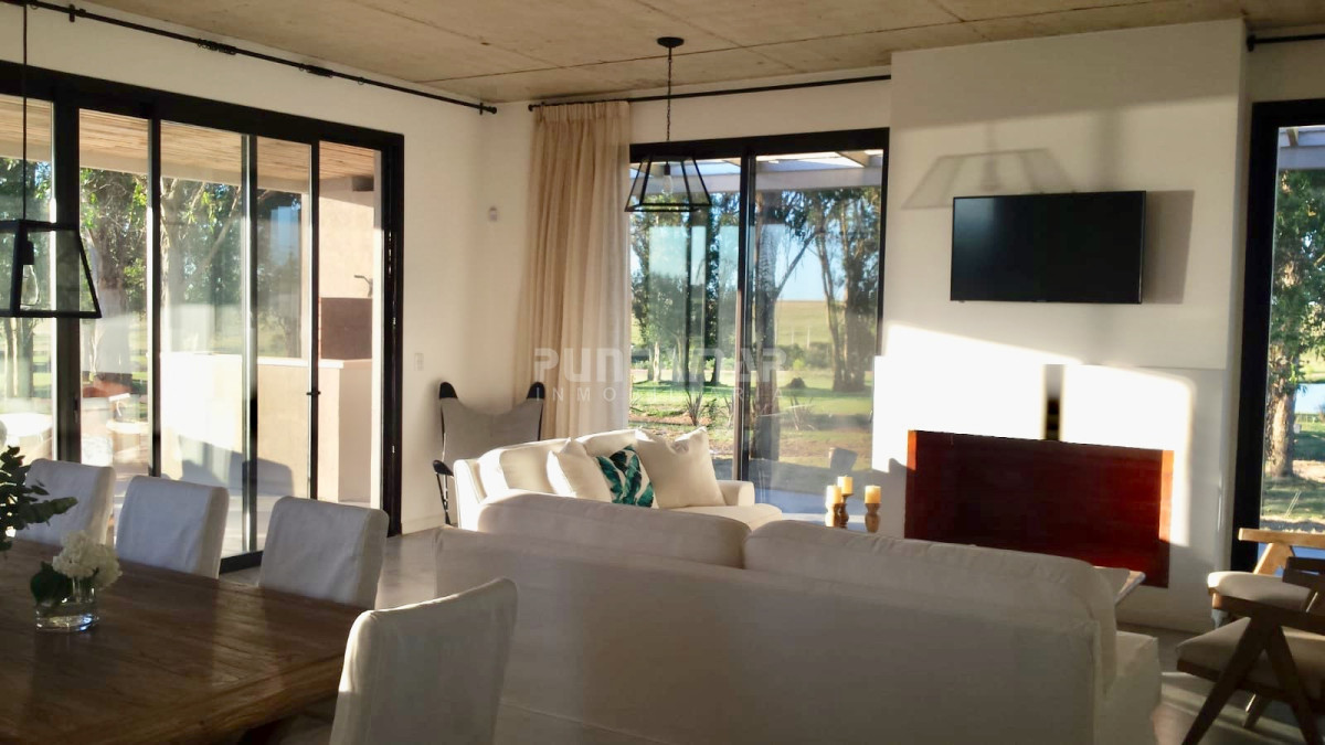 Casa ID.211804 - Casa en alquiler en Pueblo Mio