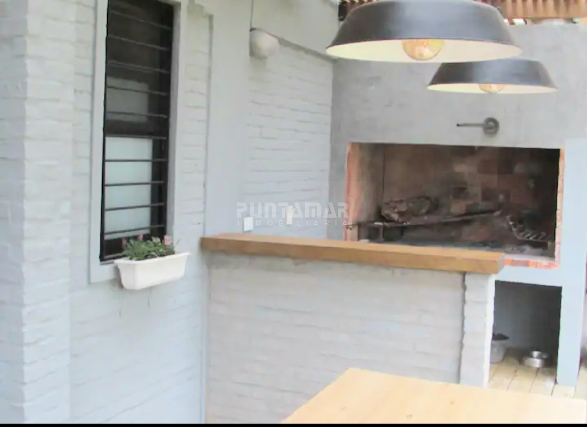 Casa ID.212479 - MUY LINDA CASA DE 2 PLANTAS EN SAN RAFAEL DE 4 DORMITORIOS CON PISCINA