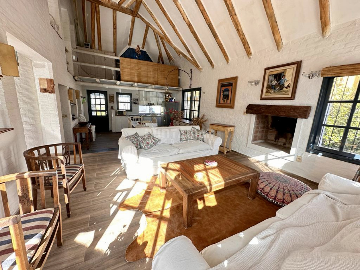 Casa ID.210951 - ALQUILER CASA DOS CUADRAS DE LA PLAYA LA POSTA Y UNA DE LA PRINCIPIAL