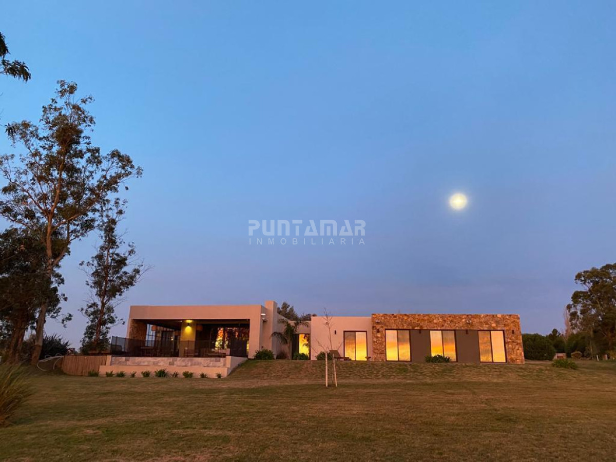 Casa ID.211804 - Casa en alquiler en Pueblo Mio