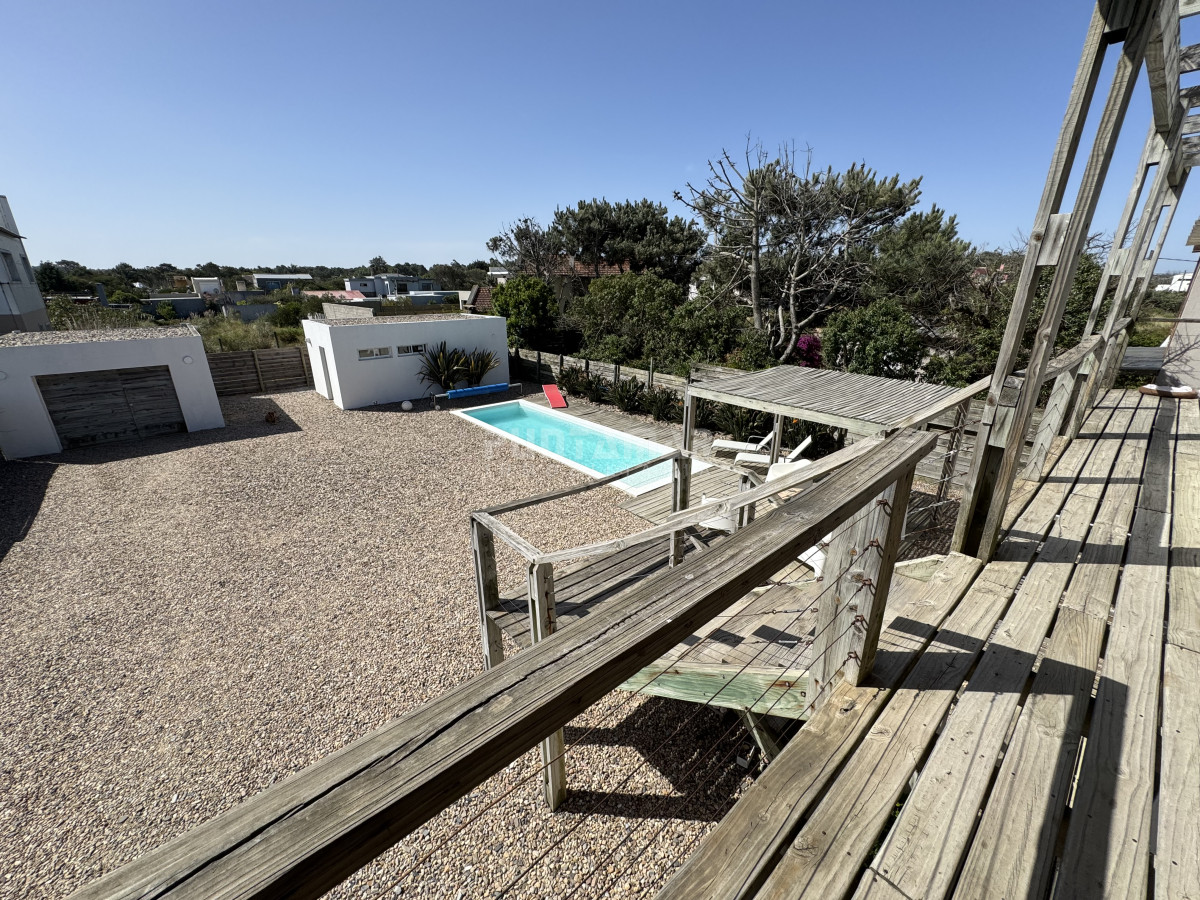 Casa ID.210971 - Casa en alquiler Balneario Bueno Aires frente al mar y piscina climatizada
