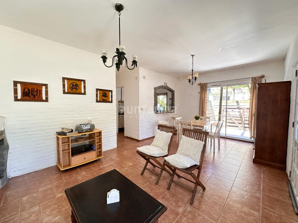Casa ID.210240 - ALQUILER ANUAL EN LA BARRA 3 DORMITORIOS