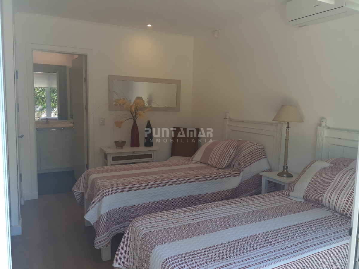 Casa ID.212225 - DIVINA CASA EN UN ENTORNO DE NATURALEZA , CERCA DE LA PLAYA , MONTOYA LA BARRA