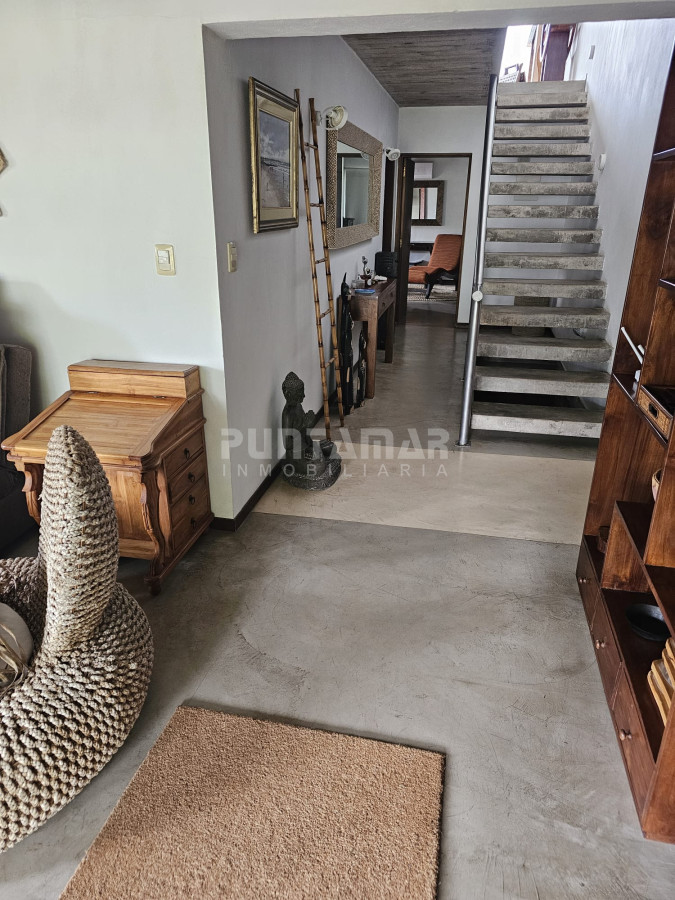 Casa ID.210864 - ESPECTACULAR CASA EN MONTOYA DE 3DORMITORIOS Y PISCINA 